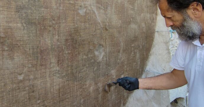 Copertina di Nelle aree del sisma 2016 i borghi medievali rischiano di scomparire. E i restauratori avvertono: “Soprintendenze in affanno”
