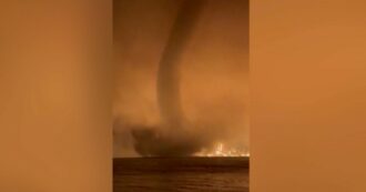 Copertina di Incendi in Canada, “tornado di fuoco” a Lillooet: la tromba d’aria formata dai venti e dall’intensità delle fiamme (video)