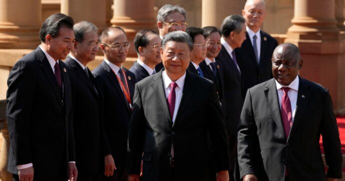 Il potere dei soldi di Pechino sul consenso del Sud globale: il “sogno sino-africano” di Xi al vertice dei Brics