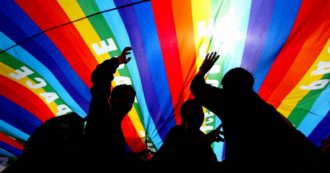 Copertina di Il Papa critica il riarmo, i leader preparano la guerra: così vanno scongiurati gli ultimi giorni dell’umanità