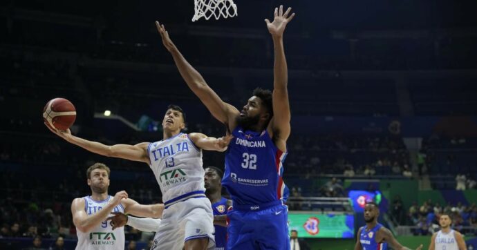 Mondiali basket, Italia sconfitta dalla Repubblica Dominicana: Pozzecco espulso. Ora si fa dura