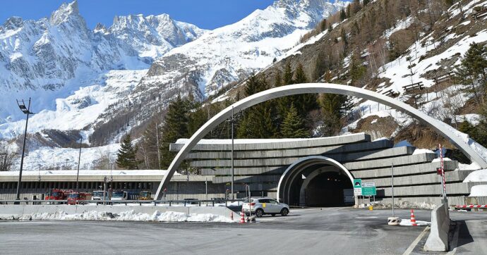 Il traforo del Monte Bianco chiude per lavori: stop di 3-4 mesi l’anno fino al 2041. Si parte il 4 settembre frana in Alta Savoia permettendo