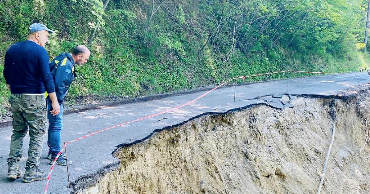 Tra case danneggiate e strade interrotte: viaggio nei comuni alluvionati dell’appennino romagnolo. La paura più forte? Che l’autunno arrivi prima dei fondi