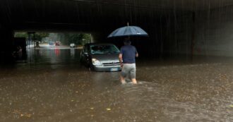 Copertina di Forti precipitazioni tra Varese e Milano: auto intrappolate nei sottopassaggi a Gallarate, allagamenti a Busto Arsizio