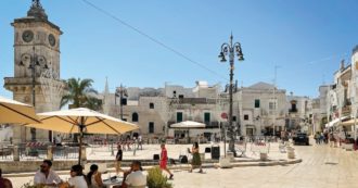 Copertina di A Ceglie, la Capalbio pugliese, i nuovi potenti in processione