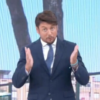 Copertina di Il sessismo di Giambruno: le donne sciroccate e gli uomini giustificati