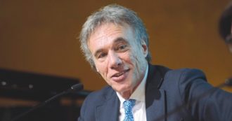 Copertina di Riforma Casellati, Michele Ainis: “Il Quirinale perderebbe i suoi poteri. E già oggi il governo è troppo forte”