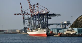 Copertina di Rigassificatore a Vado Ligure? Non una cosetta da poco, la popolazione non ci sta