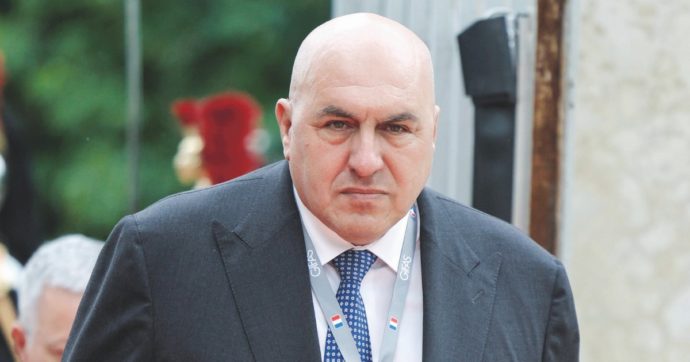 Caso Vannacci, Crosetto ordina il memorial day al Col Moschin