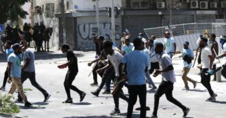 Copertina di Scontri tra manifestanti eritrei a Tel Aviv: 125 feriti. La polizia lancia granate stordenti