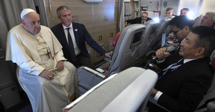 Papa: “Zuppi va con la missione… Non si cancelli la cultura russa”