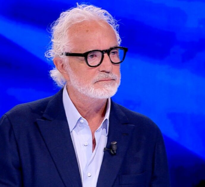 Flavio Briatore visibilmente dimagrito a È sempre Cartabianca. Lo stupore di Bianca Berlinguer: “A cosa si deve?”