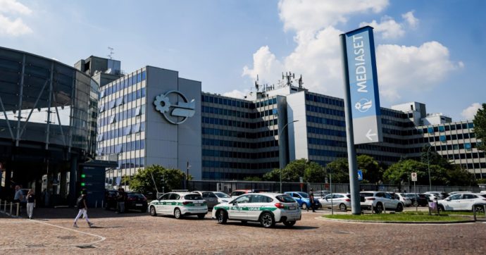 Il Biscione fa il sorpasso estivo su una Rai debole