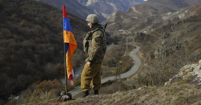 L’Armenia volta le spalle alla Russia e annuncia esercitazioni con gli Usa: rischio di escalation nel Caucaso