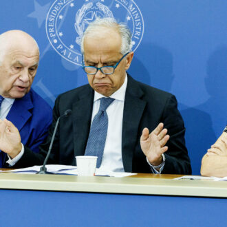 Copertina di Caivano, governo avanspettacolo: il Fatto di domani 8 settembre