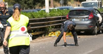Copertina di Coppia di turisti investita e uccisa da un’auto sulla via Colombo a Roma: il conducente si è fermato per i soccorsi