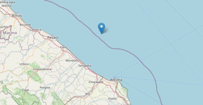 Scossa di magnitudo 3.9 al largo di Ancona. Avvertita lungo la costa marchigiana, nessun danno alle persone