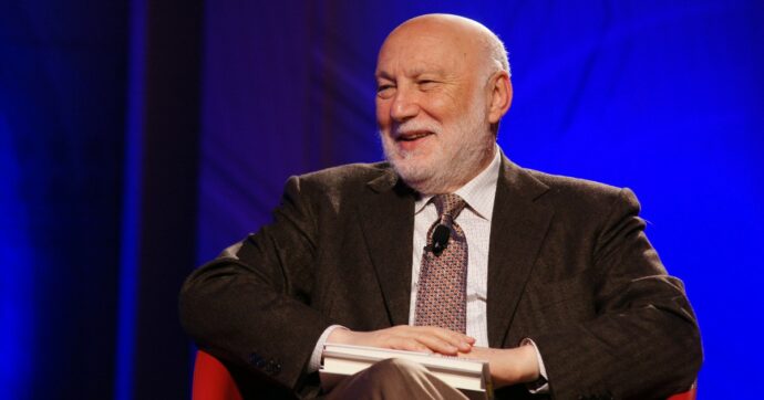 Domenico De Masi, il cordoglio del mondo politico: dai 5 stelle a Schlein fino a Urso. “La sua morte ci priva di una mente lucidissima”