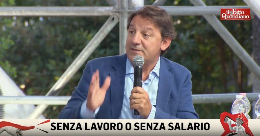 Pasquale Tridico alla Festa del Fatto: “Fu un errore presentare il Reddito come politica attiva, è anche un reddito minimo”