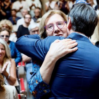 Copertina di L’addio a De Masi, salutato dal dolore e anche dall’allegria