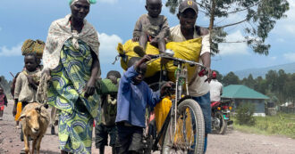 Copertina di In Congo le multinazionali espandono le miniere di cobalto e rame. La denuncia di Amnesty: “Intere comunità sgomberate”