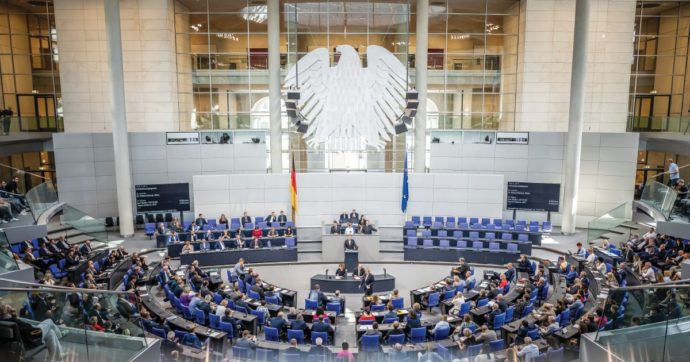 Migranti, Berlino gela Roma: “Stop  ad arrivi dall’Italia”