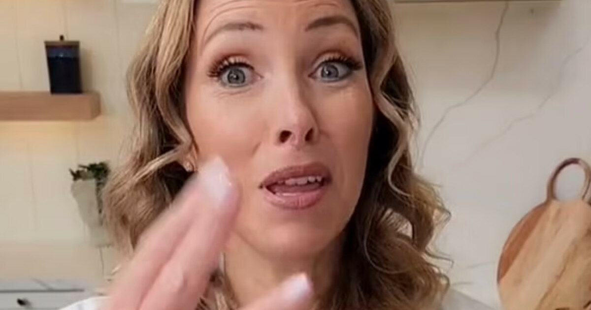 “Come raggiungere la regolarità intestinale con 3 ‘trucchi'”: il video della naturopata fa 4 milioni di views, i commenti? Ironici