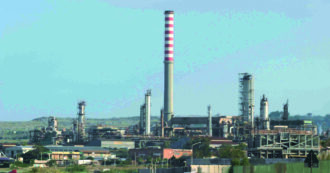 Copertina di Disastro ambientale a Siracusa, rimosso un perito: per il gip ha sponsorizzato un imprenditore alla società indagata