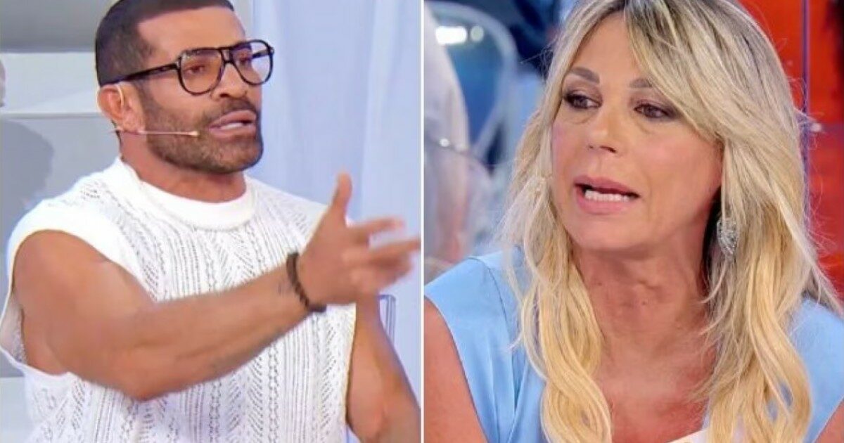 Uomini e Donne, scoppia la lite tra Gianni Sperti e Aurora Tropea: “Metti foto nuda su Instagram e poi fai la moralista, comprati la dignità”