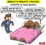 Copertina di Di necessità virtù