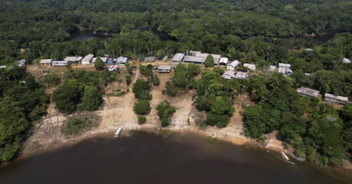 Aereo precipita in Amazzonia: 14 morti e nessun superstite. Le vittime in viaggio per fare pesca sportiva