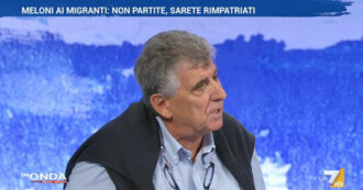 Copertina di Lampedusa, Pietro Bartolo a La7: “Governo Meloni non ha capacità, né volontà di svuotare l’isola. L’accordo con la Tunisia è immorale”