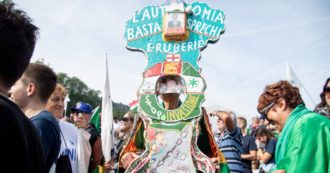 Copertina di Pontida, regalano “Libero” e vendono cibi e birre senza scontrino