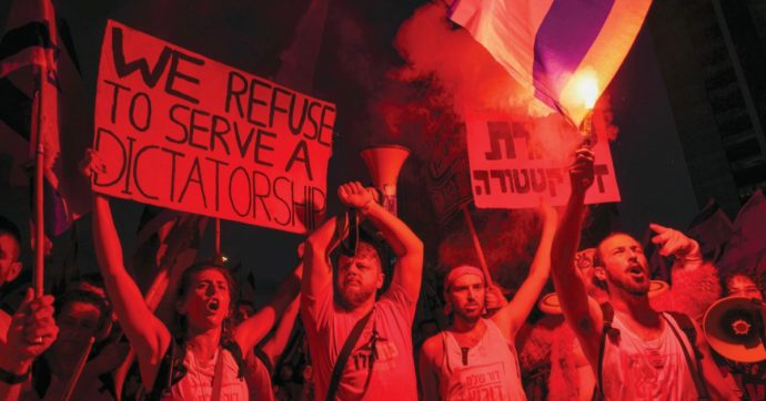 Israele, tutti contro Netanyahu: “Per noi ormai è un dittatore”