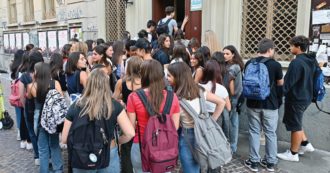 Copertina di Scuola,  Its    a misura di imprese e ritorna il voto in condotta