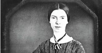 Copertina di Emily Dickinson: “Cari amici i miei versi respirano?”
