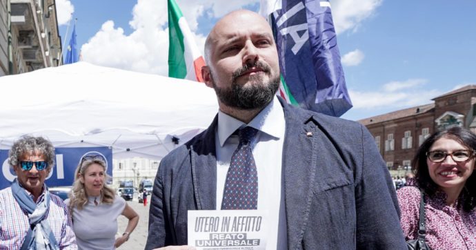 Copertina di Marrone tra nostalgie fasciste e voglia di epurazioni “egizie”