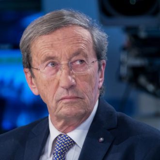 Copertina di Fini: “Va cambiata la mia legge, il blocco navale è solo propaganda”