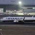 Copertina di Allarme bomba su volo Ryanair, chiusa la pista di atterraggio dell’aeroporto di Charleroi in Belgio