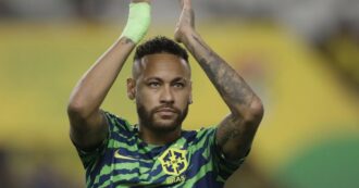 Copertina di Neymar, l’ex domestica lo denuncia per sfruttamento: “Lavoravo giorno e notte e non sono mai stata pagata con un supplemento”