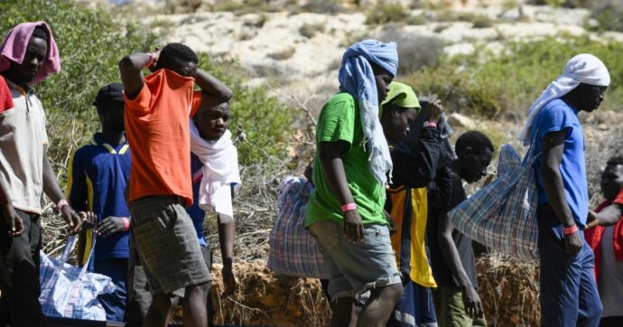 “Fondi Ue per la lotta alla povertà usati in modo distorto per controllare flussi migratori in Libia, Tunisia e Niger. Non c’è trasparenza”