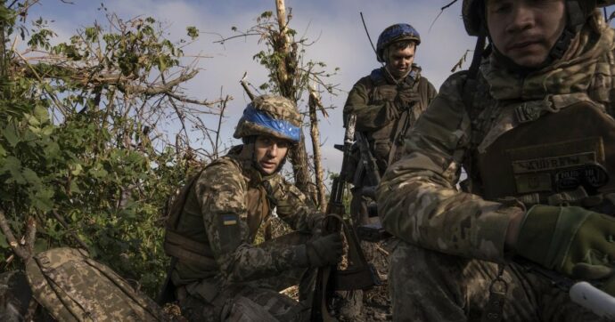 La nuova strategia Usa in Ucraina punta alla difesa, ma non è sostenibile