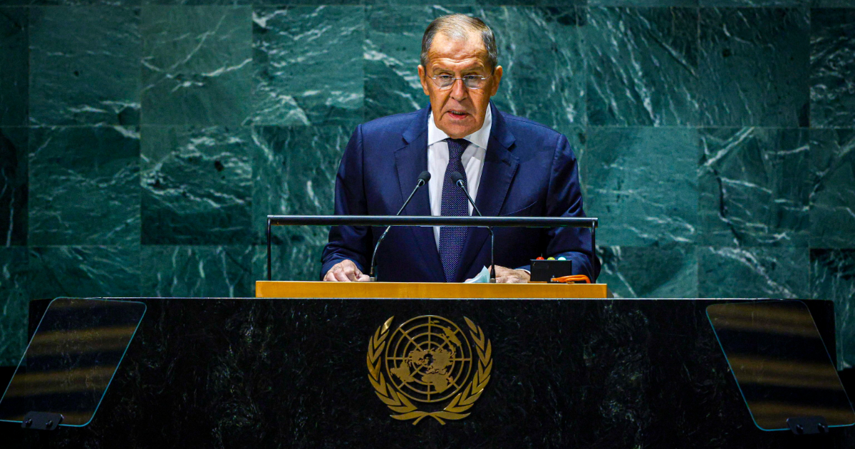 Lavrov all’Onu: “Umanità a un bivio per evitare una grande guerra. L’ossessione di sconfiggere la Russia ha accecato i politici occidentali”