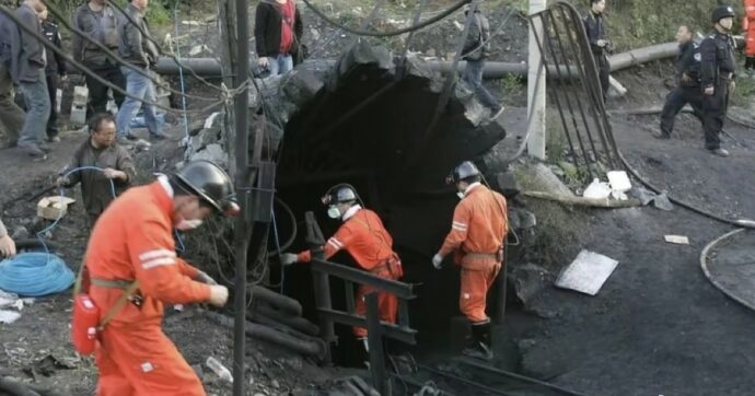 Cina, incendio in una miniera di carbone nel Guizhou: 16 morti e diversi feriti gravi
