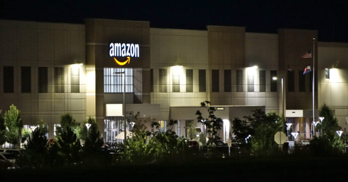 Amazon, investimento fino a 4 miliardi nell’Intelligenza artificiale per recuperare terreno su Microsoft e Google