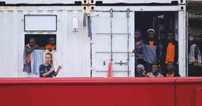 Migranti, rissa Meloni-Scholz. L’Ue boccia i 5 mila€ per i Cpr
