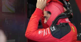 Copertina di F1, ancora polemica in Ferrari. Sainz attacca: “Sacrificato per Leclerc”