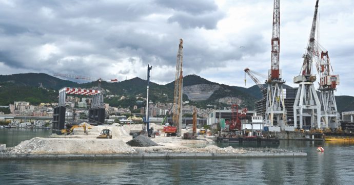 Fanghi tossici in mare: ora indagano i pm