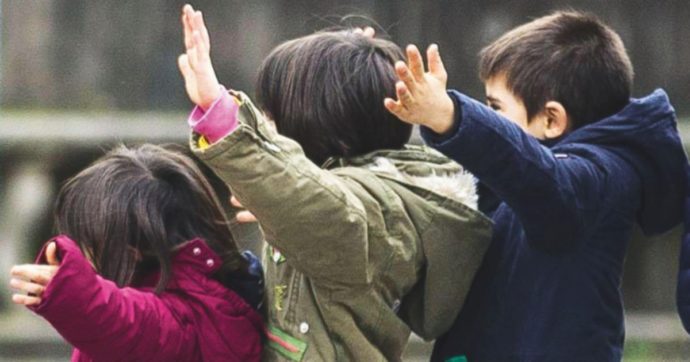 Manovra, un contentino alle famiglie: zero tasse per chi ha tre figli