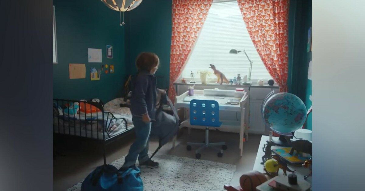 Non solo Esselunga: ecco lo spot di Ikea (del 2016) del bimbo con genitori separati e la cameretta identica in due case